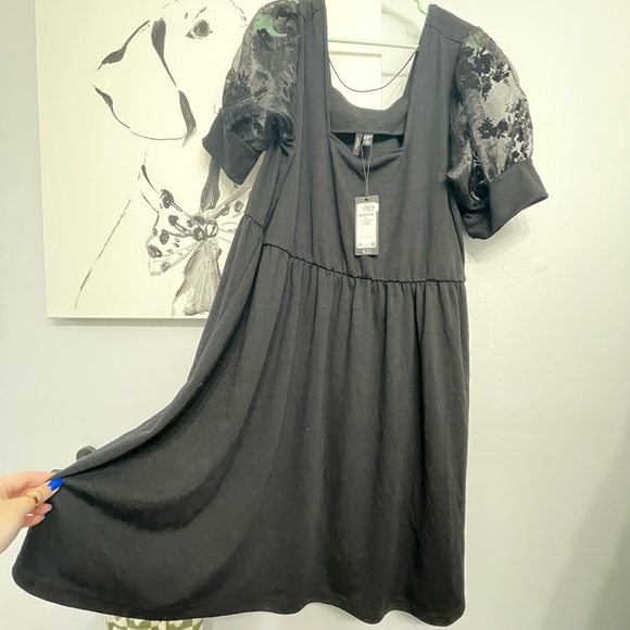 Vero Moda Curve Organza Dress - Picture 3 of 7